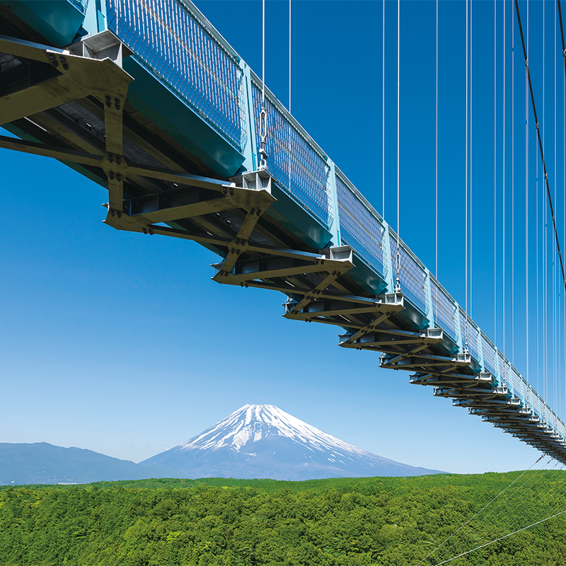 日本一長い歩行者専用吊橋「三島スカイウォーク」と富士山
