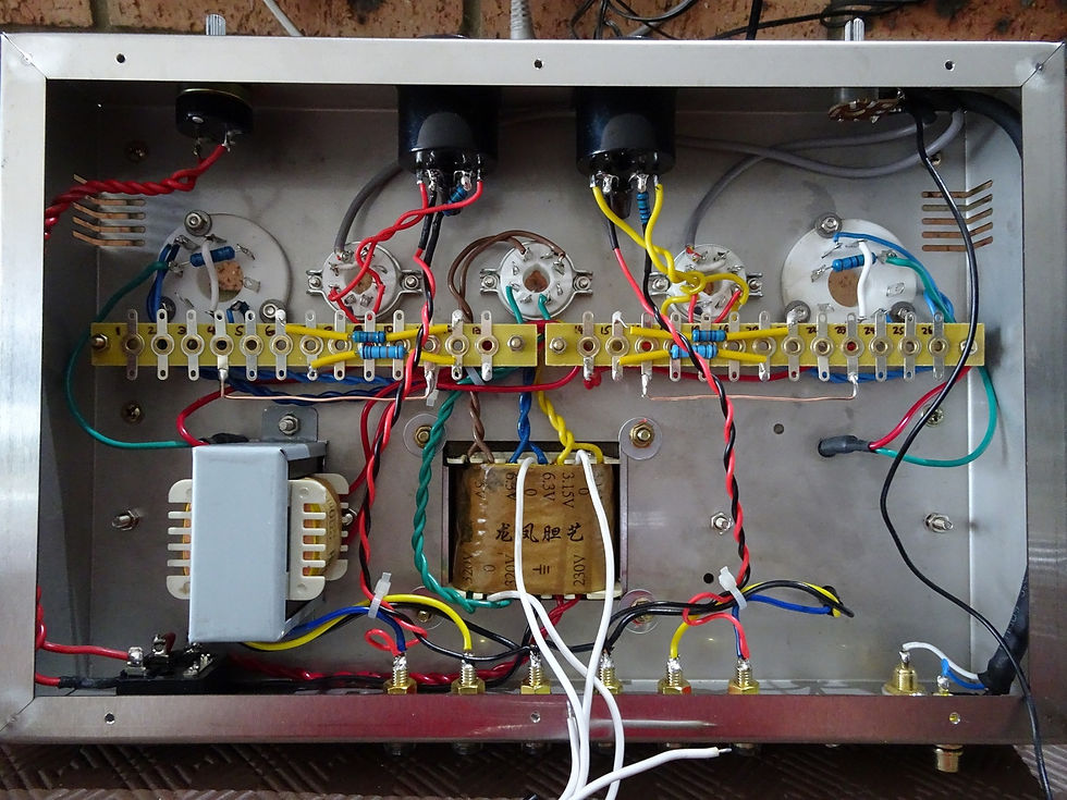 Internal wiring of a FU50 tube amplifier kit