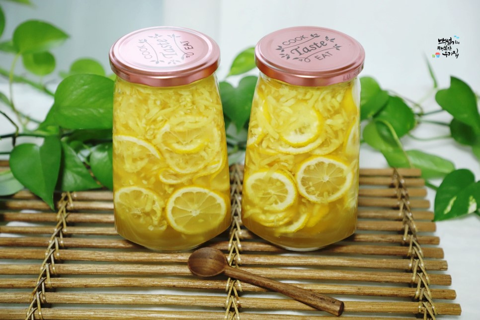 레몬과 생강으로 만든 청