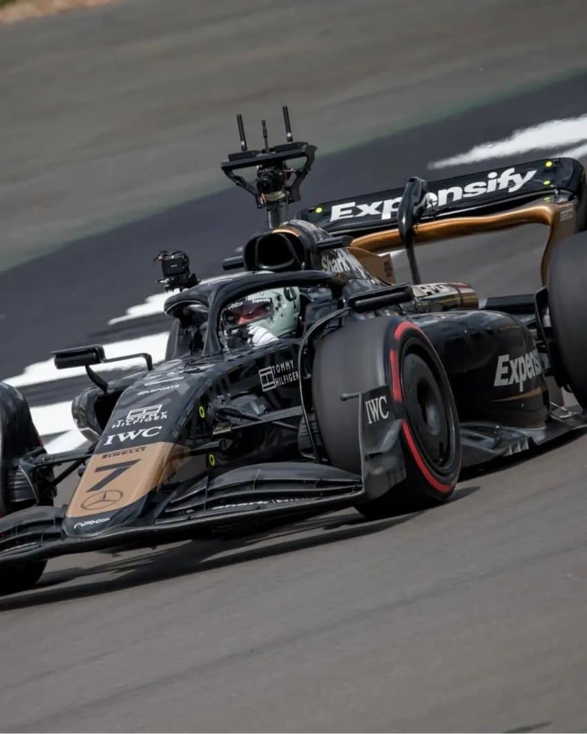 영화 F1 더 무비에 등장하는 APXGP 팀의 레이스카